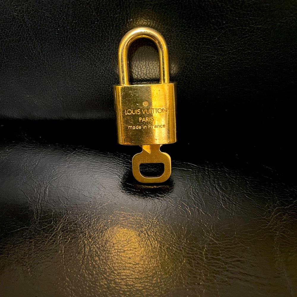 LV Lock & key - Picture 2 of 2